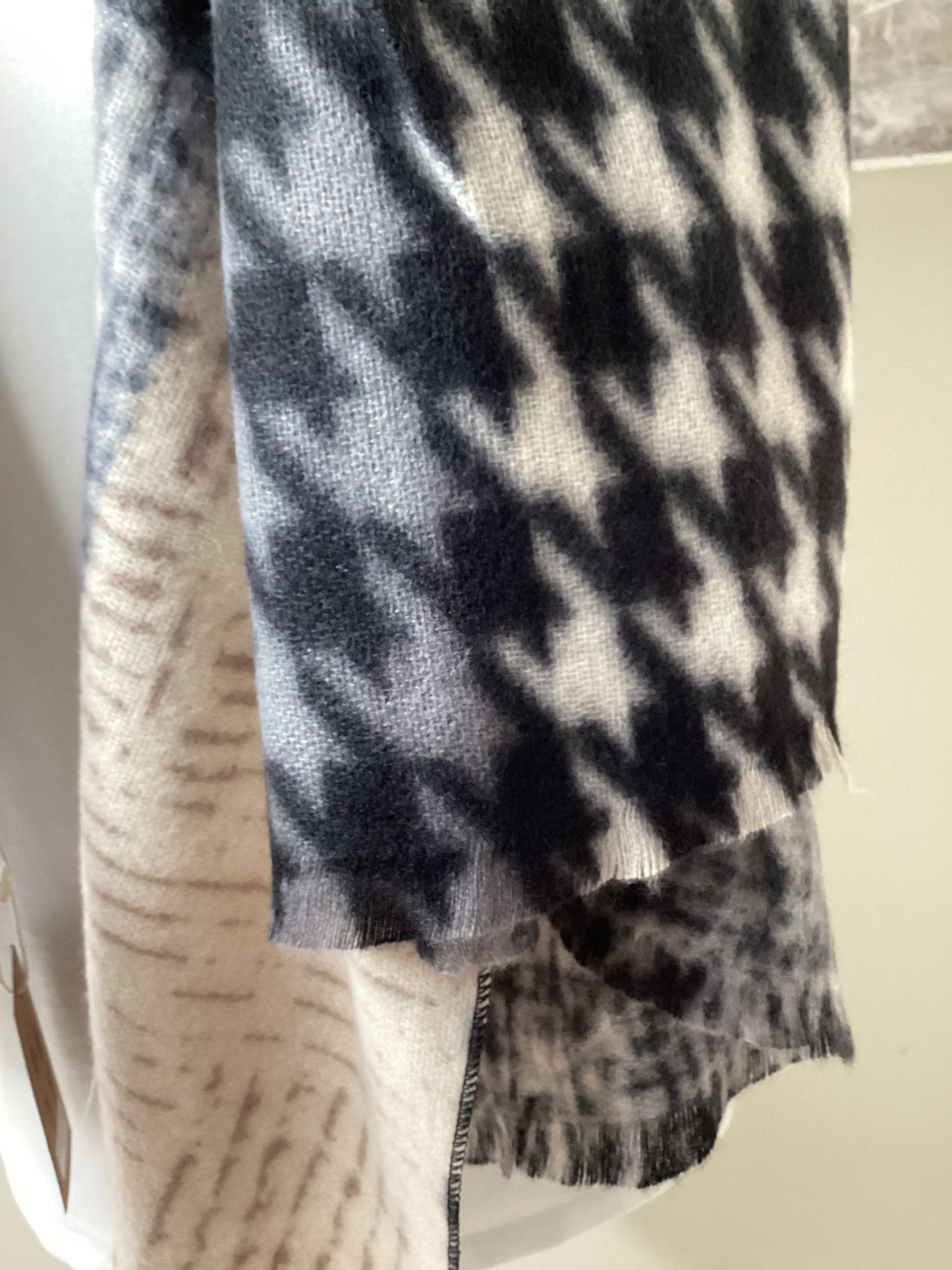Ebony Winter Scarf