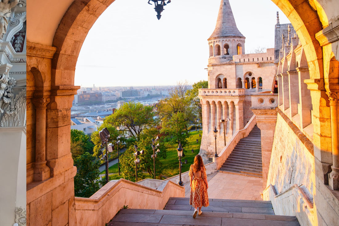 Travel in Style: Why a Scarf is Your Ultimate Travel Companion